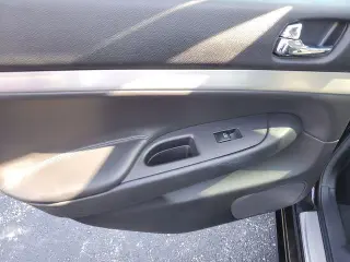 INFINITI G37 Sedán 2014 tracción integral x 4 puertas