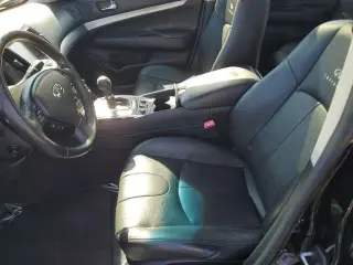 INFINITI G37 Sedán 2014 tracción integral x 4 puertas