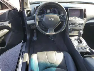 INFINITI G37 Sedán 2014 tracción integral x 4 puertas