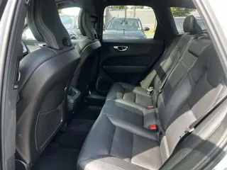 Volvo XC60 2019 AWD T6 Momentum 4dr SUV