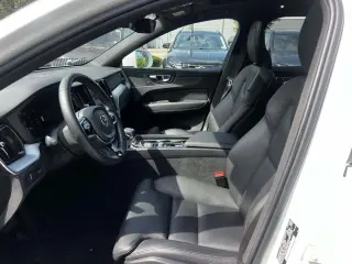 Volvo XC60 2019 AWD T6 Momentum 4dr SUV