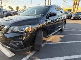 Nissan Pathfinder 2020 SV SUV de 4 puertas