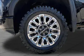 GMC Sierra 1500 2020 4x4 AT4 4dr Crew Cab 5.8 ft. SB