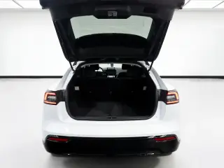 Ford Mustang Mach-E 2023 Select SUV de 4 puertas