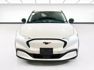Ford Mustang Mach-E 2023 Select SUV de 4 puertas