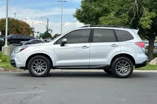 Subaru Forester 2017 AWD 2.5i Premium 4dr Wagon CVT