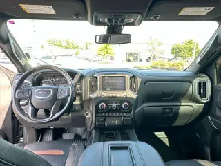 GMC Sierra 1500 Limited 2022 4x4 AT4 4dr Crew Cab 5.8 ft. SB
