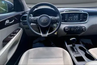 Kia Sorento 2018 L 4wd SUV