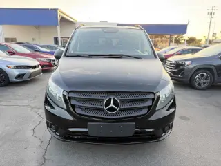 2016 Mercedes-Benz Metris Passenger Van
