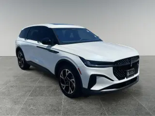 Lincoln Nautilus Premiere Híbrido 2024 AWD SUV de 4 puertas