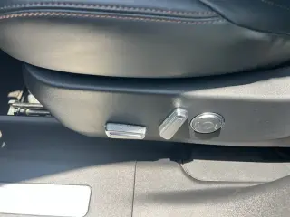 Lincoln Nautilus Premiere Híbrido 2024 AWD SUV de 4 puertas