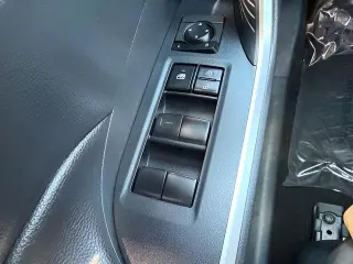 Toyota RAV4 2019 AWD LE 4dr SUV