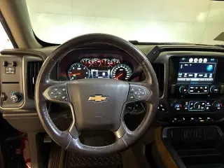 Chevrolet Silverado 1500 2017 4x2 LTZ 4dr Crew Cab 5.8 ft. SB