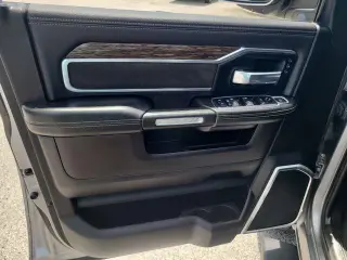 Ram 3500 2019 4x4 Laramie 4dr Cabina Extendida 8 ft. LB DRW Pickup