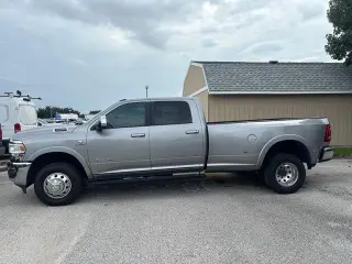 Ram 3500 2019 4x4 Laramie 4dr Cabina Extendida 8 ft. LB DRW Pickup