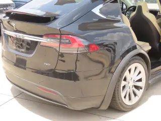 Tesla Model X 2017 AWD 75D 4dr SUV