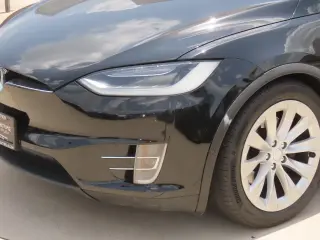 Tesla Model X 2017 AWD 75D 4dr SUV