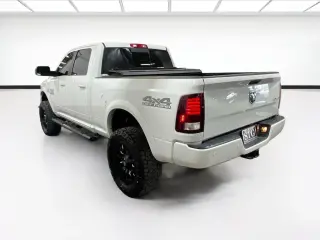 Ram 2500 2018 4x4 Laramie 4dr Crew Cab 6.3 ft. SB Pickup