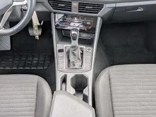 Volkswagen Jetta 2025 S 4dr Sedán