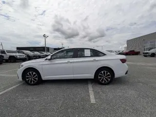 Volkswagen Jetta 2025 S 4dr Sedán