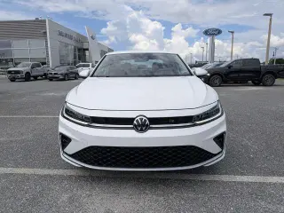 Volkswagen Jetta 2025 S 4dr Sedán