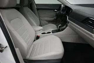 Volkswagen Jetta 2024 SE 4dr Sedán