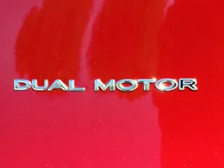 Tesla Model Y 2024 AWD Larga Autonomía 4dr Crossover