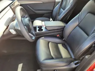 Tesla Model Y 2024 AWD Larga Autonomía 4dr Crossover