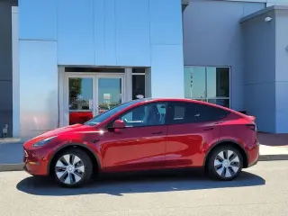 Tesla Model Y 2024 AWD Larga Autonomía 4dr Crossover