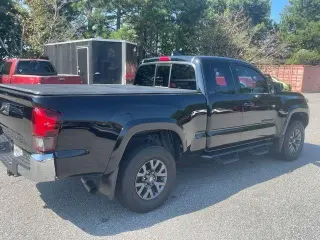 Toyota Tacoma 2023 4x2 SR5 4dr Access Cab 6.1 ft LB