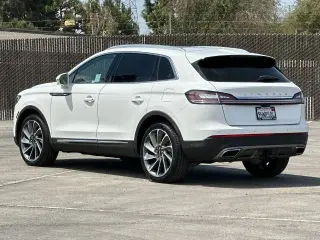 Lincoln Nautilus 2023 AWD Reserve 4dr SUV