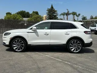 Lincoln Nautilus 2023 AWD Reserve 4dr SUV