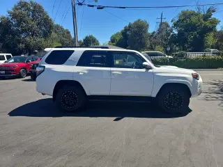 Toyota 4Runner 2019 4x4 SR5 Premium 4dr SUV