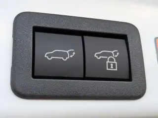Toyota RAV4 2026 XLE Premium 4 SUV