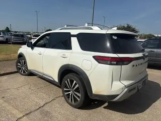 Nissan Pathfinder 2023 Platinum 4dr SUV