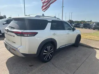 Nissan Pathfinder 2023 Platinum 4dr SUV