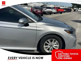 Toyota Camry 2025 LE 4dr Sedán
