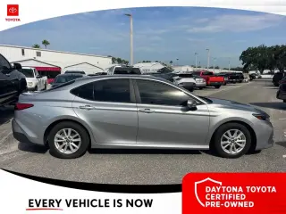 Toyota Camry 2025 LE 4dr Sedán
