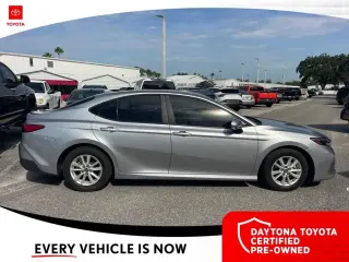 Toyota Camry 2025 LE 4dr Sedán