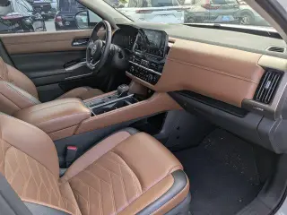Nissan Pathfinder 2024 Platinum 4dr SUV
