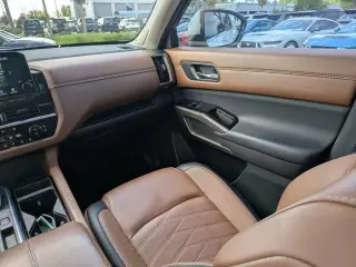 Nissan Pathfinder 2024 Platinum 4dr SUV