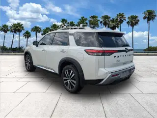 Nissan Pathfinder 2024 Platinum 4dr SUV