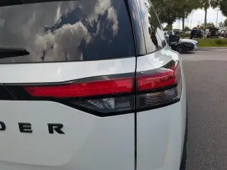Nissan Pathfinder 2024 Platinum 4dr SUV
