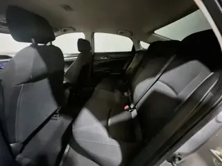 Honda Civic 2020 LX 4dr Sedán CVT