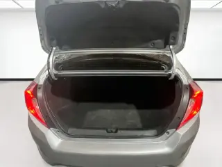 Honda Civic 2020 LX 4dr Sedán CVT