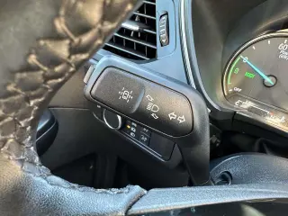 Ford Escape Híbrido Enchufable 2022 SE 4dr SUV