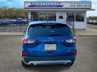 Ford Escape Híbrido Enchufable 2022 SE 4dr SUV