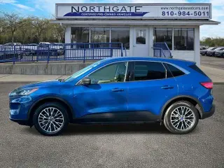 Ford Escape Híbrido Enchufable 2022 SE 4dr SUV