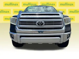 Toyota Tundra 2014 4x4 Edición 1794 Cabina CrewMax 4 puertas Cajón SB (5.7L V8)