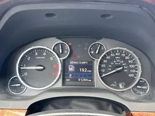 Toyota Tundra 2014 4x4 Edición 1794 Cabina CrewMax 4 puertas Cajón SB (5.7L V8)